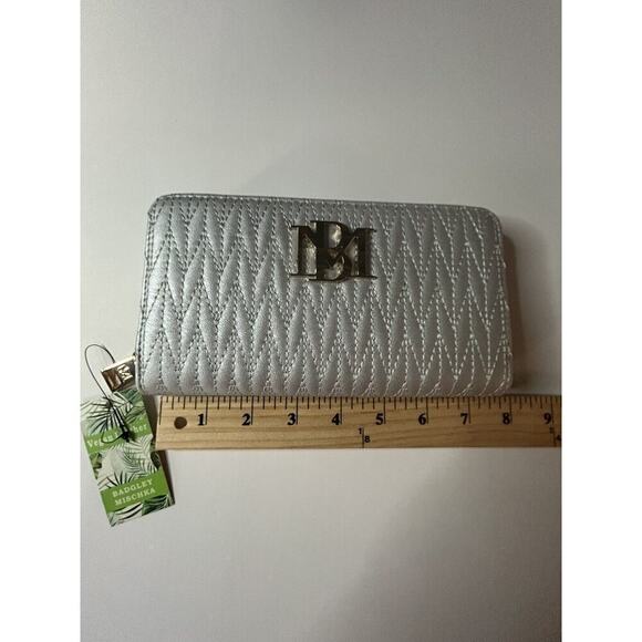 NWT Badgley Mischka Grey Blue Quilted Long Cardholder Wallet Vegan Leather - Picture 11 of 12